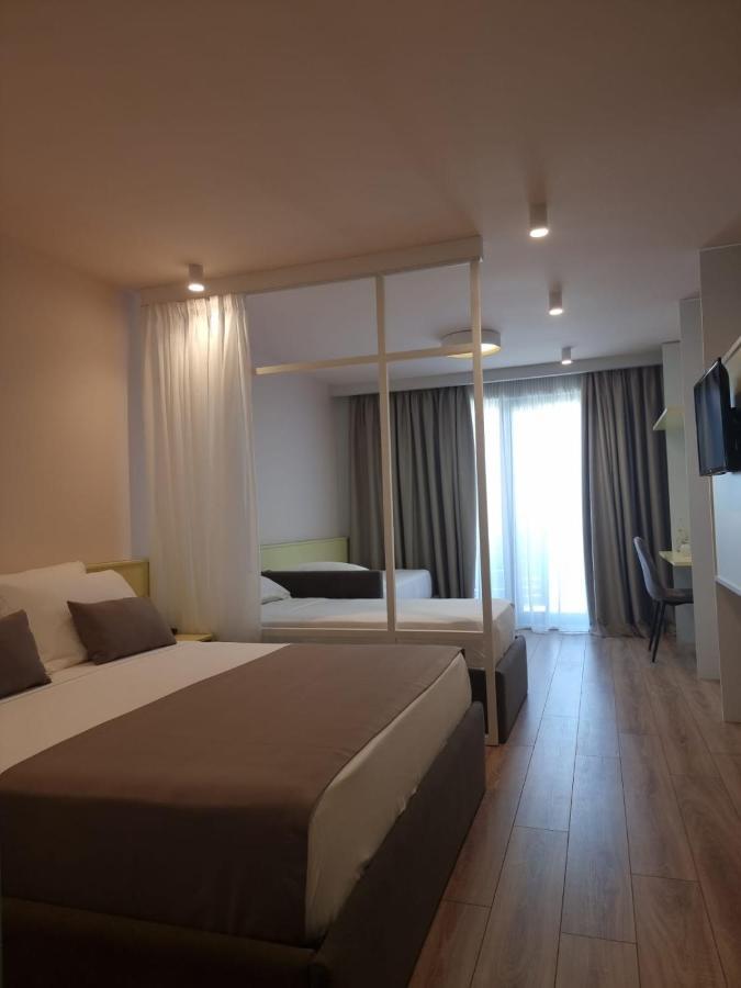 Amber Hotel Albania Spille Ngoại thất bức ảnh